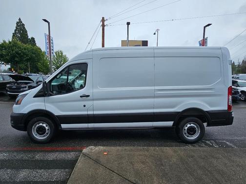Oxford White 2026 Ford Transit-250 148 WB Medium Roof Cargo