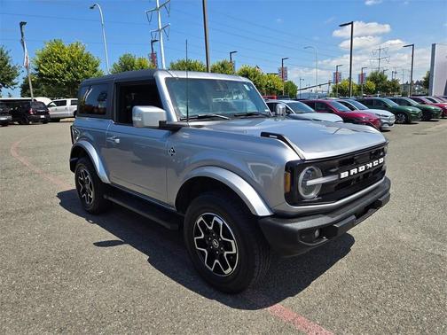 2022 Ford Bronco Outer Banks