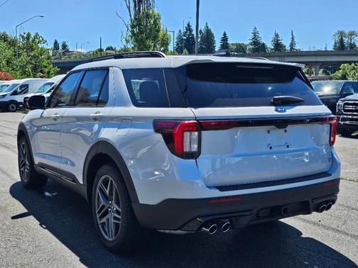 Space Gray 2026 Ford Explorer ST