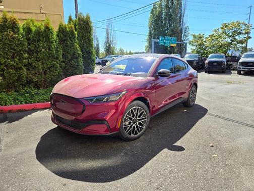 2025 Ford Mustang Mach-E Premium