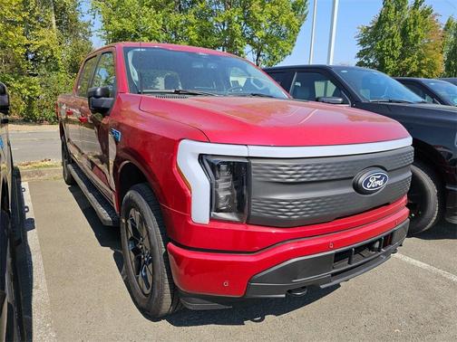 2025 Ford F-150 Lightning Flash