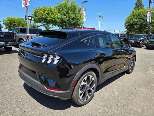2025 Ford Mustang Mach-E Select