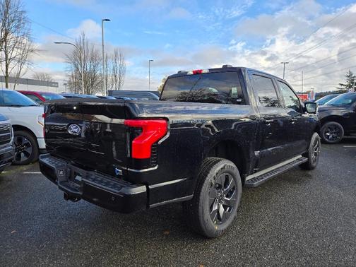 2025 Ford F-150 Lightning Flash