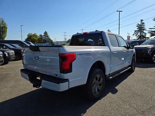 2025 Ford F-150 Lightning Flash