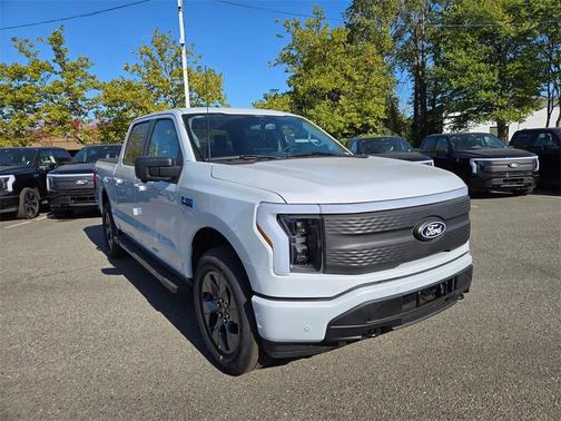 2025 Ford F-150 Lightning Flash