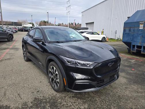 2026 Ford Mustang Mach-E Select