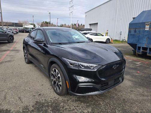 2026 Ford Mustang Mach-E Select