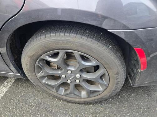 2021 Chrysler 300 Touring