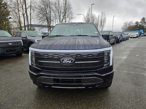 2025 Ford F-150 Lightning Platinum