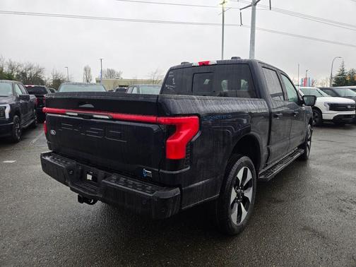 2025 Ford F-150 Lightning Platinum