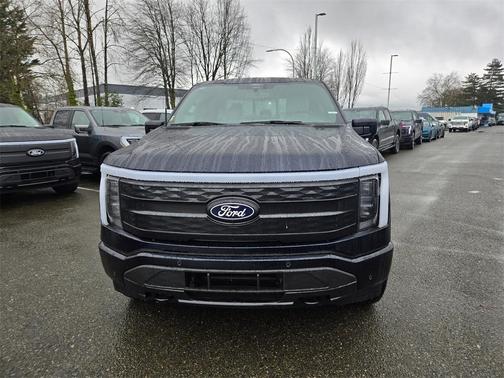 2025 Ford F-150 Lightning Platinum