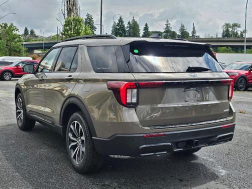 Gray 2026 Ford Explorer ST-Line