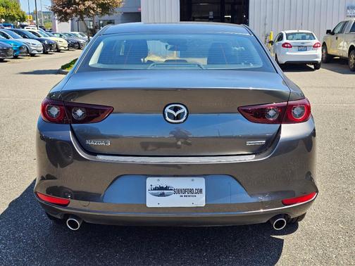 2025 Mazda Mazda3 FWD w/Preferred Package