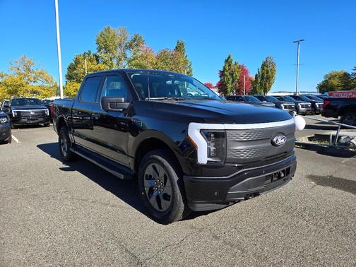 Agate Black Metallic 2025 Ford F-150 Lightning Flash