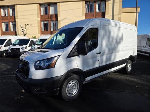 2026 Ford Transit-250 148 WB Medium Roof Cargo