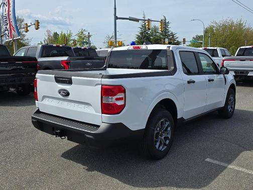 Oxford White 2026 Ford Maverick XLT