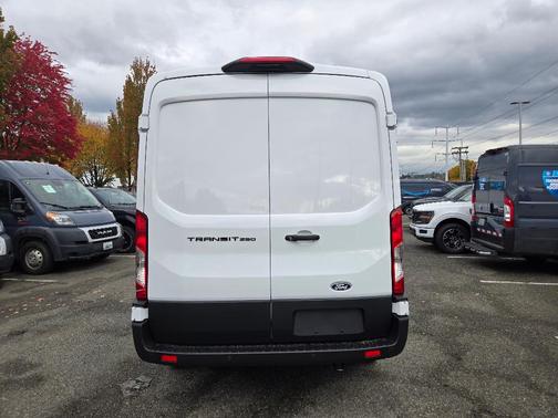2026 Ford Transit-250 148 WB Medium Roof Cargo
