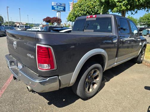 Granite Crystal Clearcoat Metallic 2014 RAM 1500 Laramie