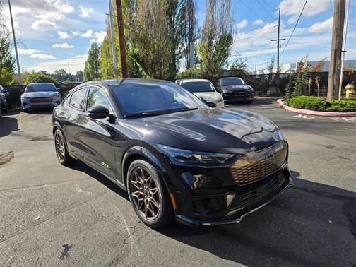 2025 Ford Mustang Mach-E GT