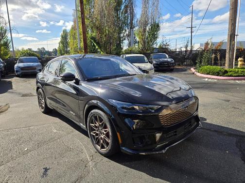 2025 Ford Mustang Mach-E GT