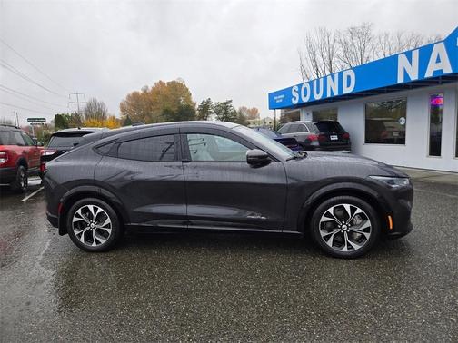 2021 Ford Mustang Mach-E Premium