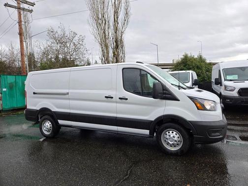 Oxford White 2026 Ford Transit-250 Base