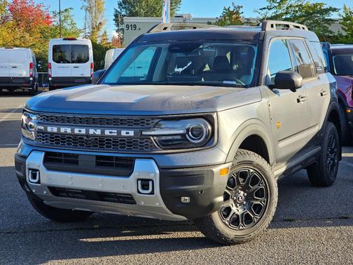 Carbonized Gray Metallic 2026 Ford Bronco Sport Badlands