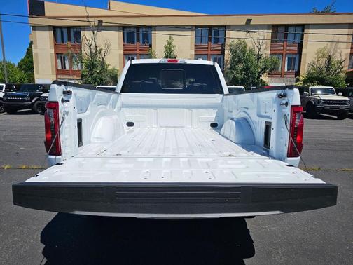 Oxford White 2026 Ford F-150 XLT