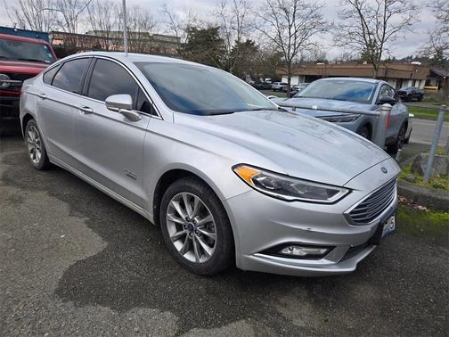 2017 Ford Fusion Energi SE Luxury