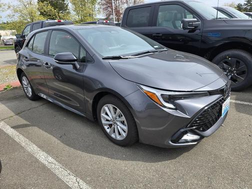 2026 Toyota Corolla Hatchback SE