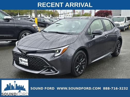 2026 Toyota Corolla Hatchback SE