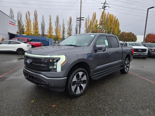 2025 Ford F-150 Lightning Platinum