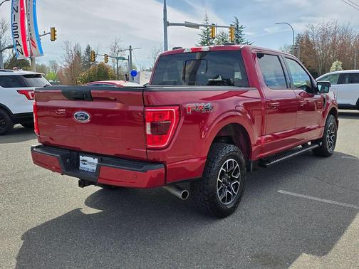 Rapid Red Metallic Tinted Clearcoat 2021 Ford F-150 XLT