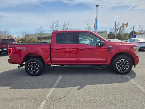 Rapid Red Metallic Tinted Clearcoat 2021 Ford F-150 XLT