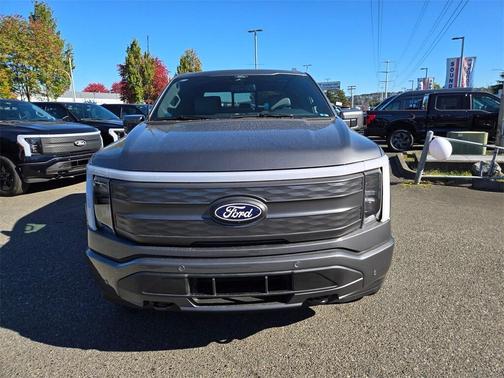 2025 Ford F-150 Lightning LARIAT
