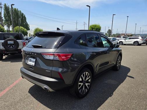 2020 Ford Escape SE Sport Hybrid