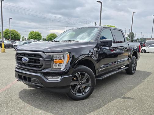 Agate Black 2023 Ford F-150 XLT