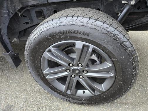 Agate Black 2023 Ford F-150 XLT