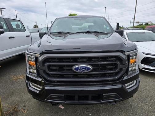 Agate Black 2023 Ford F-150 XLT