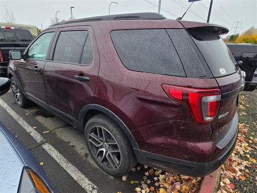 2018 Ford Explorer sport