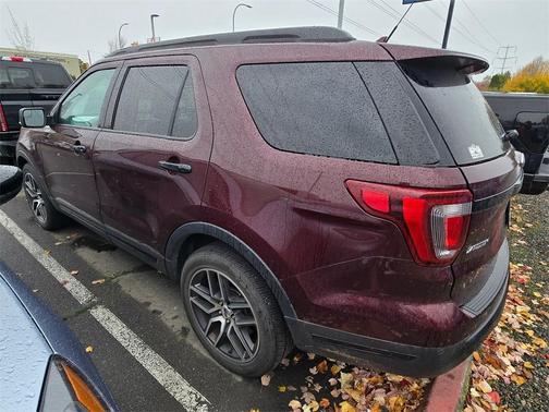 2018 Ford Explorer sport