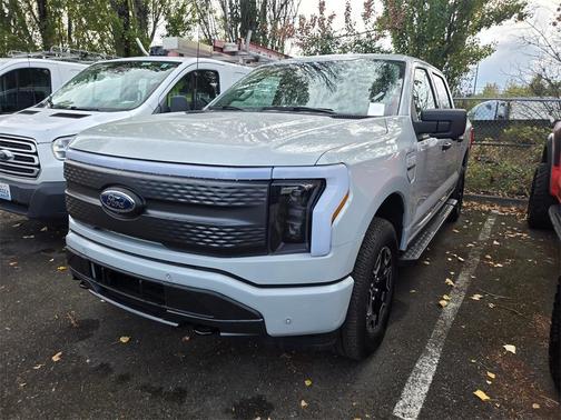2023 Ford F-150 Lightning XLT