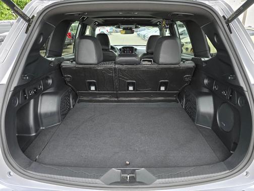 Ice Silver Metallic 2025 Subaru Forester Limited