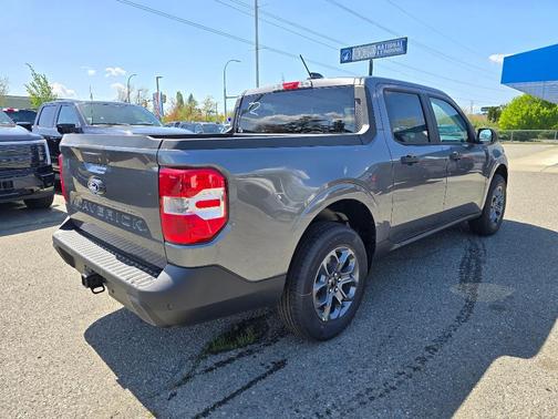Carbonized Gray Metallic 2026 Ford Maverick XLT