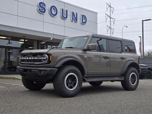 Gray 2026 Ford Bronco Outer Banks