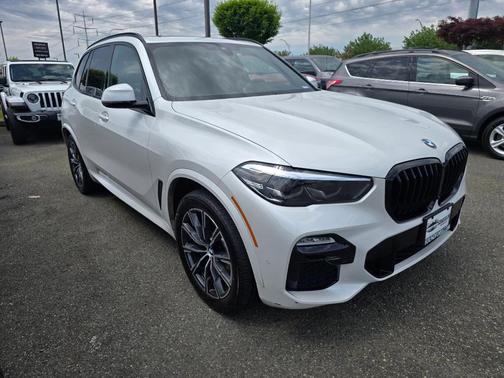 Alpine White 2021 BMW X5 xDrive40i
