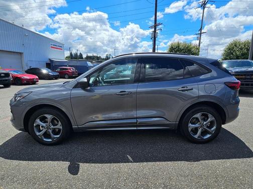 Carbonized Gray 2024 Ford Escape ST-Line