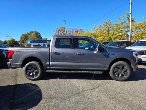 Carbonized Gray Metallic 2025 Ford F-150 Lightning Flash