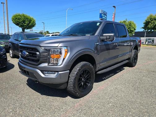 Carbonized Gray 2022 Ford F-150 XLT
