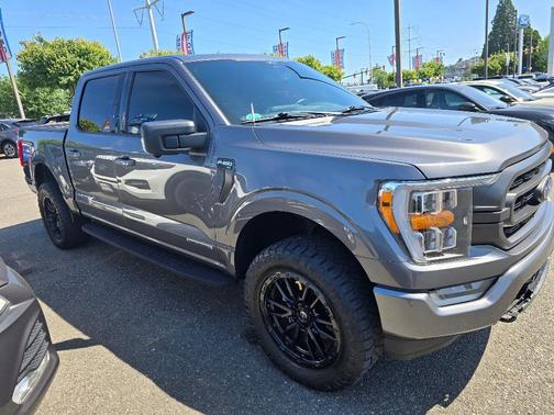 Carbonized Gray 2022 Ford F-150 XLT